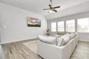 8419 Sunset Horizon Dr, Baytown, TX 77521 - Photo 7
