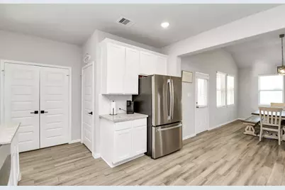 8419 Sunset Horizon Drive, Baytown, TX 77521 - Photo 13