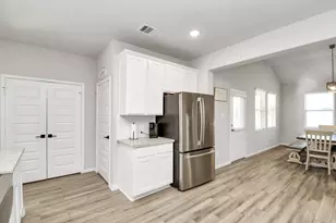8419 Sunset Horizon Dr, Baytown, TX 77521 - Photo 13