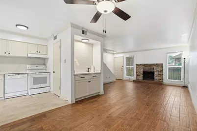 2200 Cypress Landing Drive #A3, Houston, TX 77090 - Photo 7