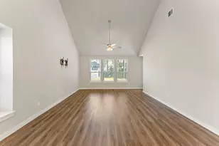 421 Soapberry Tree Ct, Willis, TX 77318 - Photo 17