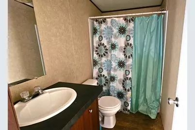 106 W Union Street, Eagle Lake, TX 77434 - Photo 7