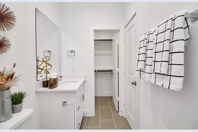 2002 Laverne Willow Lane #B, Houston, TX 77080 - Photo 17