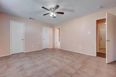 11956 Braes Park Drive, Houston, TX 77071 - Photo 11
