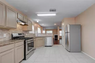 11956 Braes Park Dr, Houston, TX 77071 - Photo 9