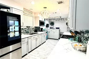 17314 Huntersglen Cir, Humble, TX 77396 - Photo 9