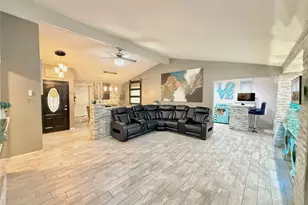 17314 Huntersglen Cir, Humble, TX 77396 - Photo 5