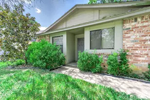 17035 Seven Pines Dr, Spring, TX 77379 - Photo 3
