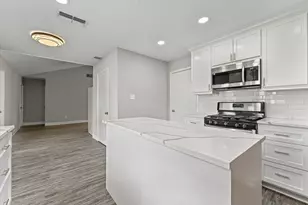 16203 Rill Ln, Houston, TX 77062 - Photo 9