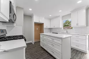 16203 Rill Ln, Houston, TX 77062 - Photo 11