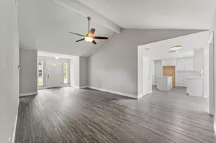 16203 Rill Ln, Houston, TX 77062 - Photo 7