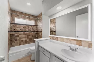 16203 Rill Ln, Houston, TX 77062 - Photo 13