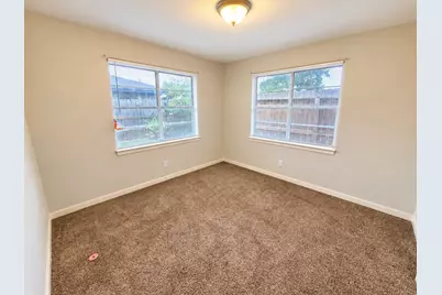 1309 Malvern Street, Hockley, TX 77009 - Photo 7