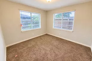 1309 Malvern St, Hockley, TX 77009 - Photo 7