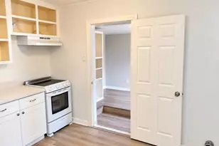 1309 Malvern St, Hockley, TX 77009 - Photo 5