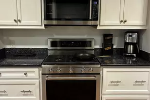 246 Debbie Ln, San Leon, TX 77539 - Photo 5