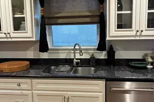 246 Debbie Ln, San Leon, TX 77539 - Photo 3