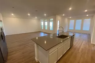 15052 Goujon Gates Dr, Conroe, TX 77302 - Photo 9