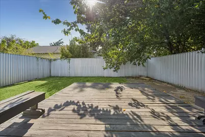 2105 Lawrence Street, Houston, TX 77008 - Photo 15