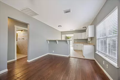2105 Lawrence Street, Houston, TX 77008 - Photo 11