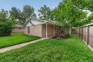 418 Texas St, Tomball, TX 77375 - Photo 5
