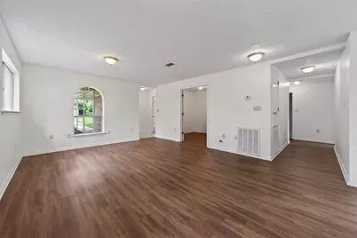 418 Texas Street, Tomball, TX 77375 - Photo 23