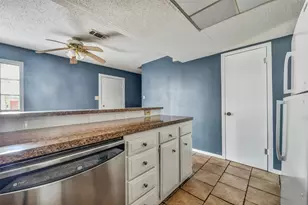 1817 Biovu Dr, Galveston, TX 77551 - Photo 11