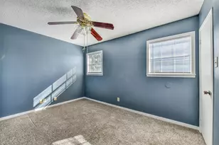 1817 Biovu Dr, Galveston, TX 77551 - Photo 17