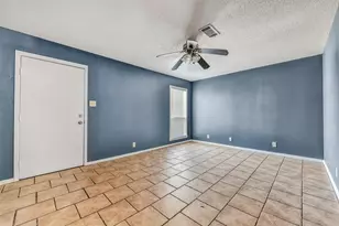 1817 Biovu Dr, Galveston, TX 77551 - Photo 5