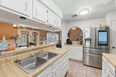 1322 Great Dover Circle, Channelview, TX 77530 - Photo 11