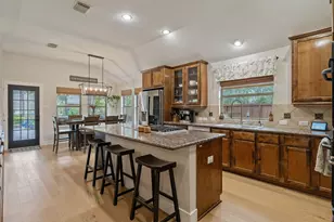 2408 Hollowbrook Ln, Conroe, TX 77384 - Photo 17