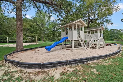 2408 Hollowbrook Lane, Conroe, TX 77384 - Photo 49