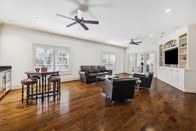 7 Leisure Lane, Houston, TX 77024 - Photo 21