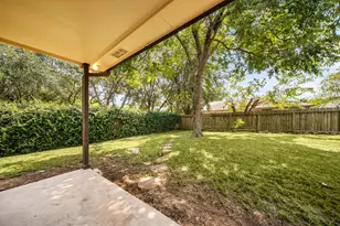 3930 Millrock Cir, Sugar Land, TX 77479 - Photo 37