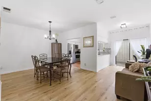 12625 Memorial Dr, Houston, TX 77024 - Photo 13