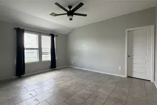 7518 Cynomys Ct, Rosharon, TX 77583 - Photo 15
