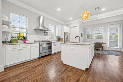 830 W 17th Street #A, Houston, TX 77008 - Photo 1