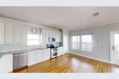 13130 Gulf Beach Drive, Freeport, TX 77541 - Photo 11