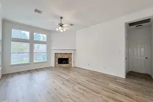 73 E Montfair Blvd, The Woodlands, TX 77382 - Photo 17