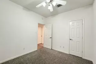 73 E Montfair Blvd, The Woodlands, TX 77382 - Photo 9