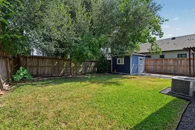 1721 Airline Drive, Houston, TX 77009 - Photo 33