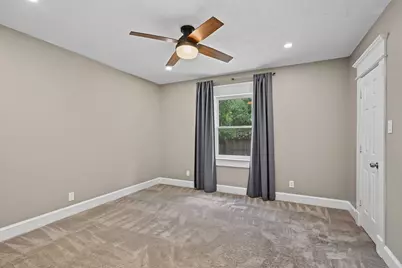 1721 Airline Drive, Houston, TX 77009 - Photo 17