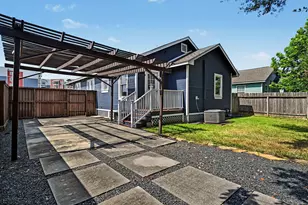 1721 Airline Dr, Houston, TX 77009 - Photo 29