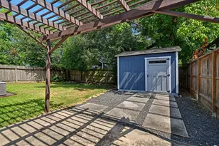 1721 Airline Dr, Houston, TX 77009 - Photo 31