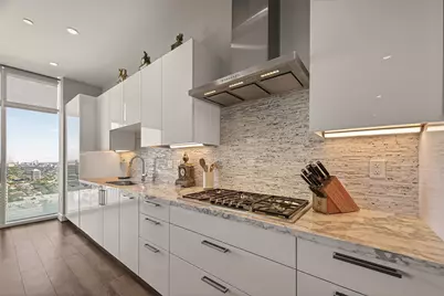 4521 San Felipe Street #2602, Houston, TX 77027 - Photo 9