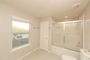 2002 Declaration Dr, Missouri City, TX 77459 - Photo 23
