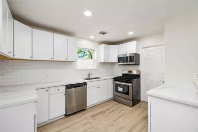 24118 Spring Mill Lane, Spring, TX 77373 - Photo 11