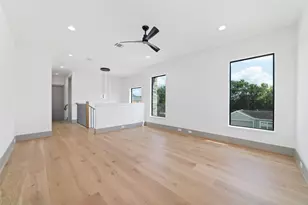 5200 Beech St, Bellaire, TX 77401 - Photo 35