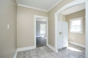 1321 Beverly St, Houston, TX 77008 - Photo 11