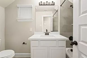 3022 Tres Olivos Dr, Houston, TX 77047 - Photo 9